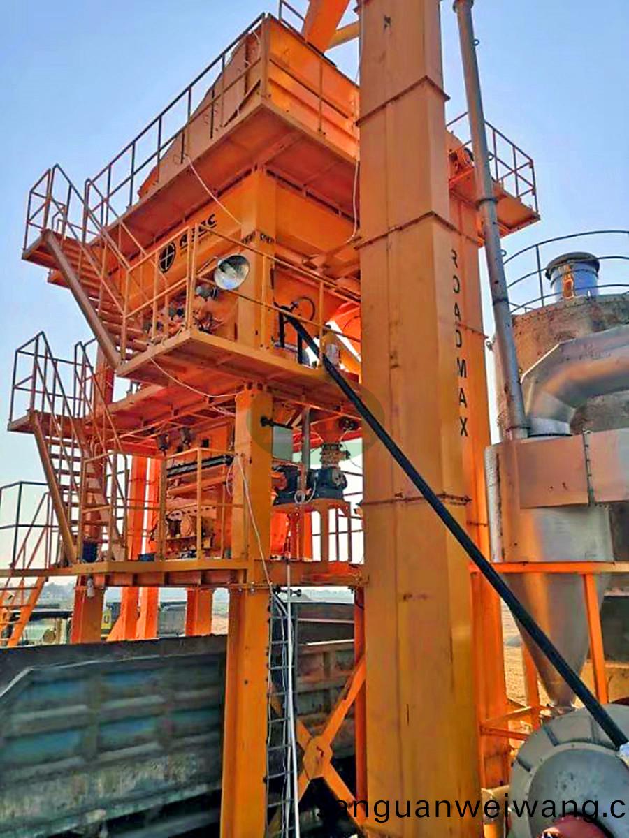 敘(xu)利亞LB2000型強(qiang)製(zhi)式(shi)